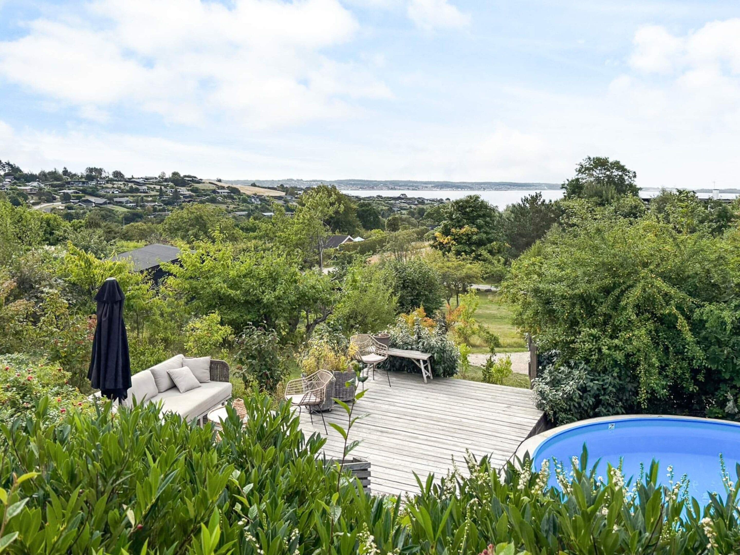 House | Water view