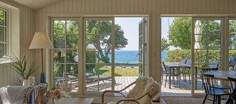 로네의 해변 탈출, 바이 트라움 페리엔보눙겐