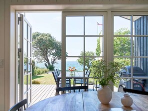 House | Dining