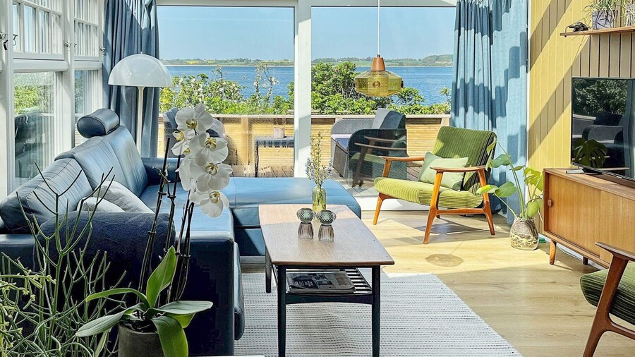 6 Person Holiday Home in Hejls