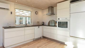 House | Private kitchen