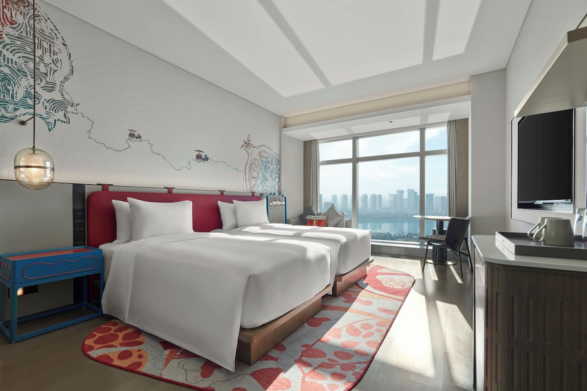 Zweibettzimmer, Flussblick