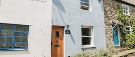 Cottage | Exterior detail