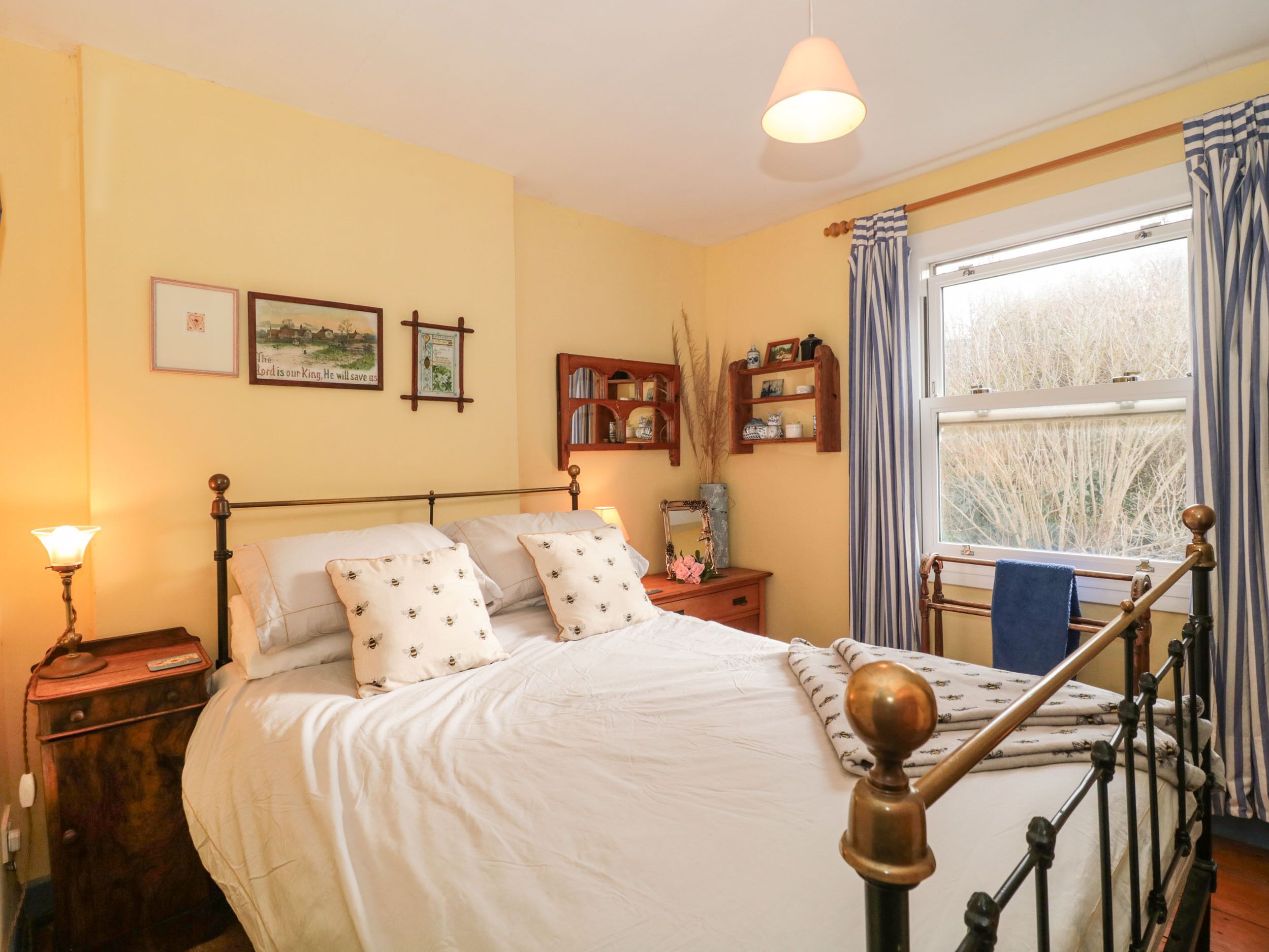 2 多间卧室、特色装修、特色家居、免费 WiFi