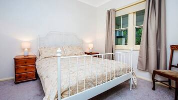 2 bedrooms, iron/ironing board