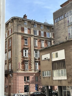 ห้องคอมฟอร์ทสตูดิโอสวีท | วิวจากห้องพัก