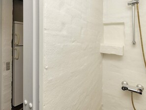 Bathroom - Holiday Apartment Near Vesterhavet (Brovst)