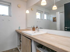 House | Bathroom - 8 Person Holiday Home in Skagen-by Traum (Skagen)