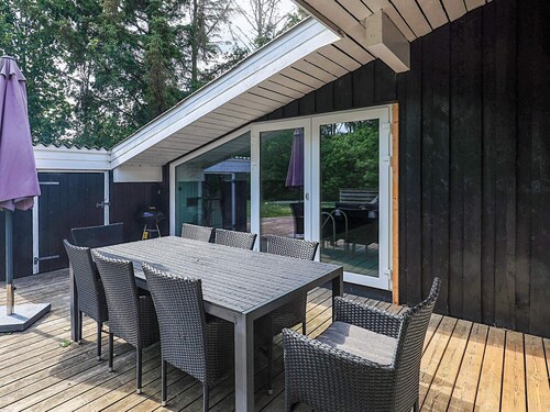 8 Person Holiday Home in Albaek