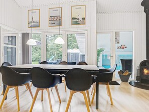 House | Dining