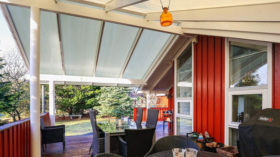 6 Person Holiday Home in Hals