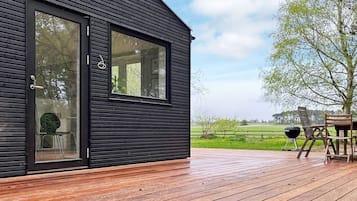 House | Outdoor dining