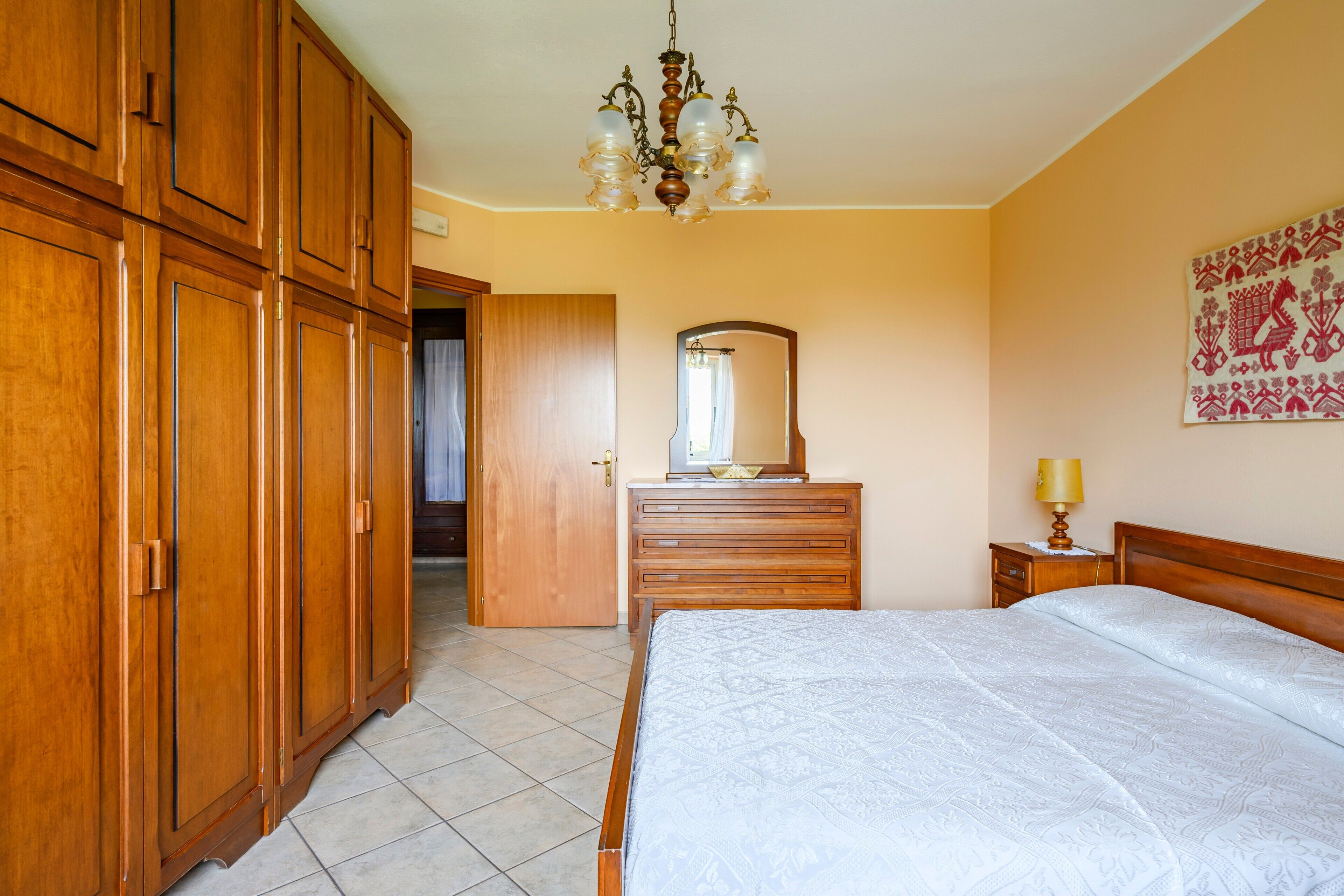 2 camere, ferro/asse da stiro, Wi-Fi gratuito, lenzuola