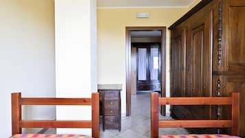 2 chambres, fer et planche Ă  repasser, Wi-Fi gratuit, draps fournis