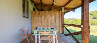 Studio Apartment "Naramanue 1" with Mountain View, Private Terrace & Wi-Fi