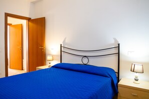 1 camera, Wi-Fi, lenzuola