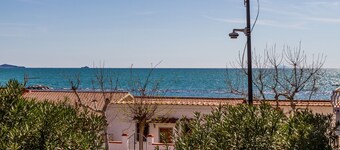 Holiday Apartment 'Fuoco' with Sea View & Balcony