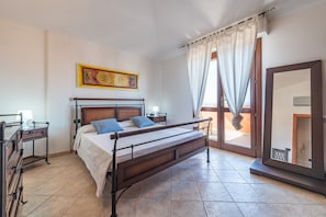 2 camere, ferro/asse da stiro, Wi-Fi gratuito, lenzuola
