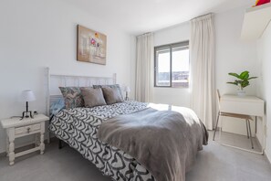 3 makuuhuonetta, ilmainen Wi-Fi, vuodevaatteet