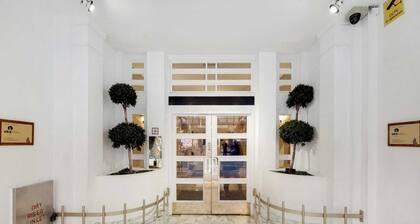 Spacious Knightsbridge Apartment Near Harrods