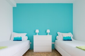 1 bedroom, free WiFi, bed sheets - CASASUPERTUBOS - APART T1 (TWIN) (Atouguia da Baleia)