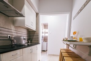 Fridge, microwave, coffee/tea maker, toaster - Maré Alta - Berlenga (Peniche)