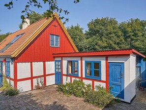 Exterior - 6 Person Holiday Home in Aakirkeby (Akirkeby)