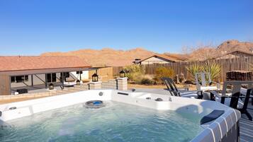 Bañera de hidromasaje exterior