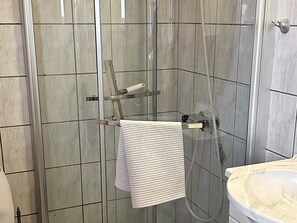 Bathroom - 6 Person Holiday Home in Haderslev (Haderslev)