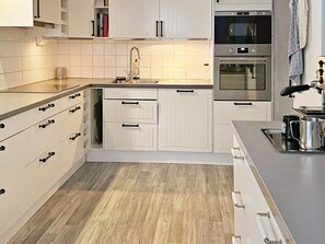 House | Private kitchen