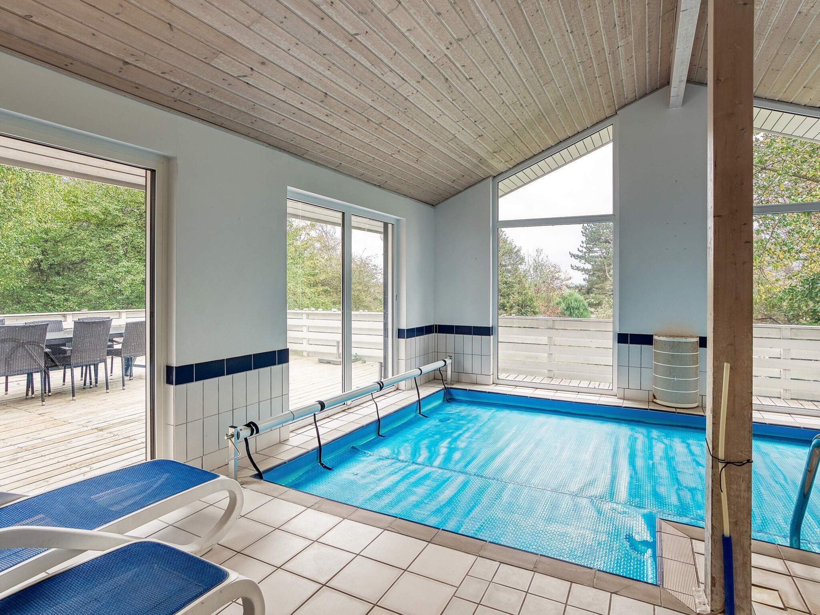 Hus | Pool | Indendørs pool, udendørs pool