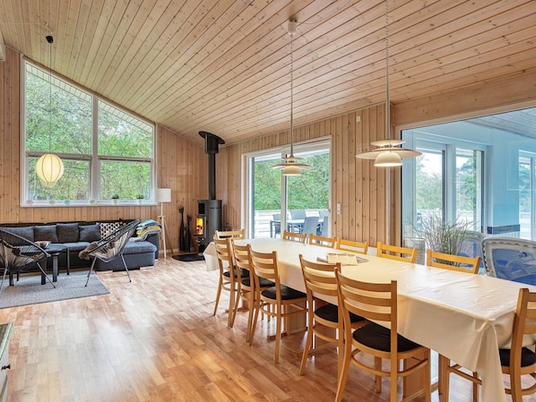 House | Dining - 12 Person Holiday Home in Hundested (Hundested)