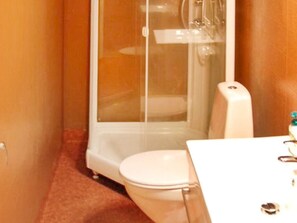 Apartment | Bathroom