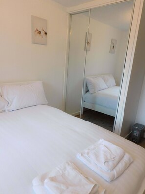 2 Schlafzimmer, Bügeleisen/Bügelbrett, WLAN, Bettwäsche