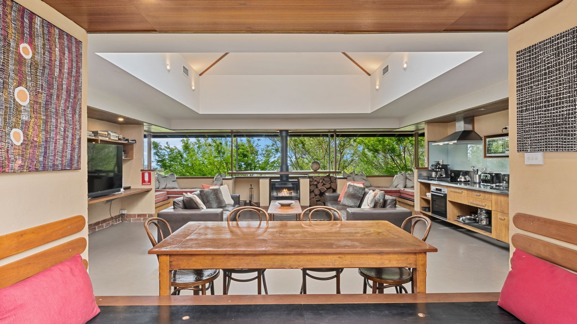 Smart TV, fireplace, DVD player, books