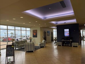 Interior - GulfSide Oasis-On The Beach (Pensacola)