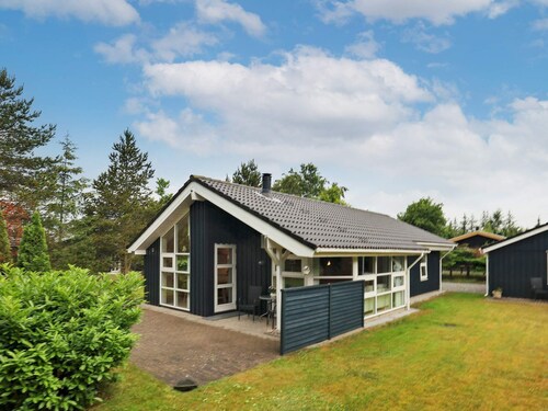 4 Star Holiday Home in Hals