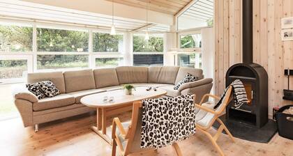 4 Star Holiday Home in Hals