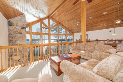 The Pinnacle | Spacious Waterfront Estate |3+ acres