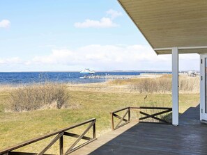Terrace/patio - 10 Person Holiday Home in Farso (Farso)