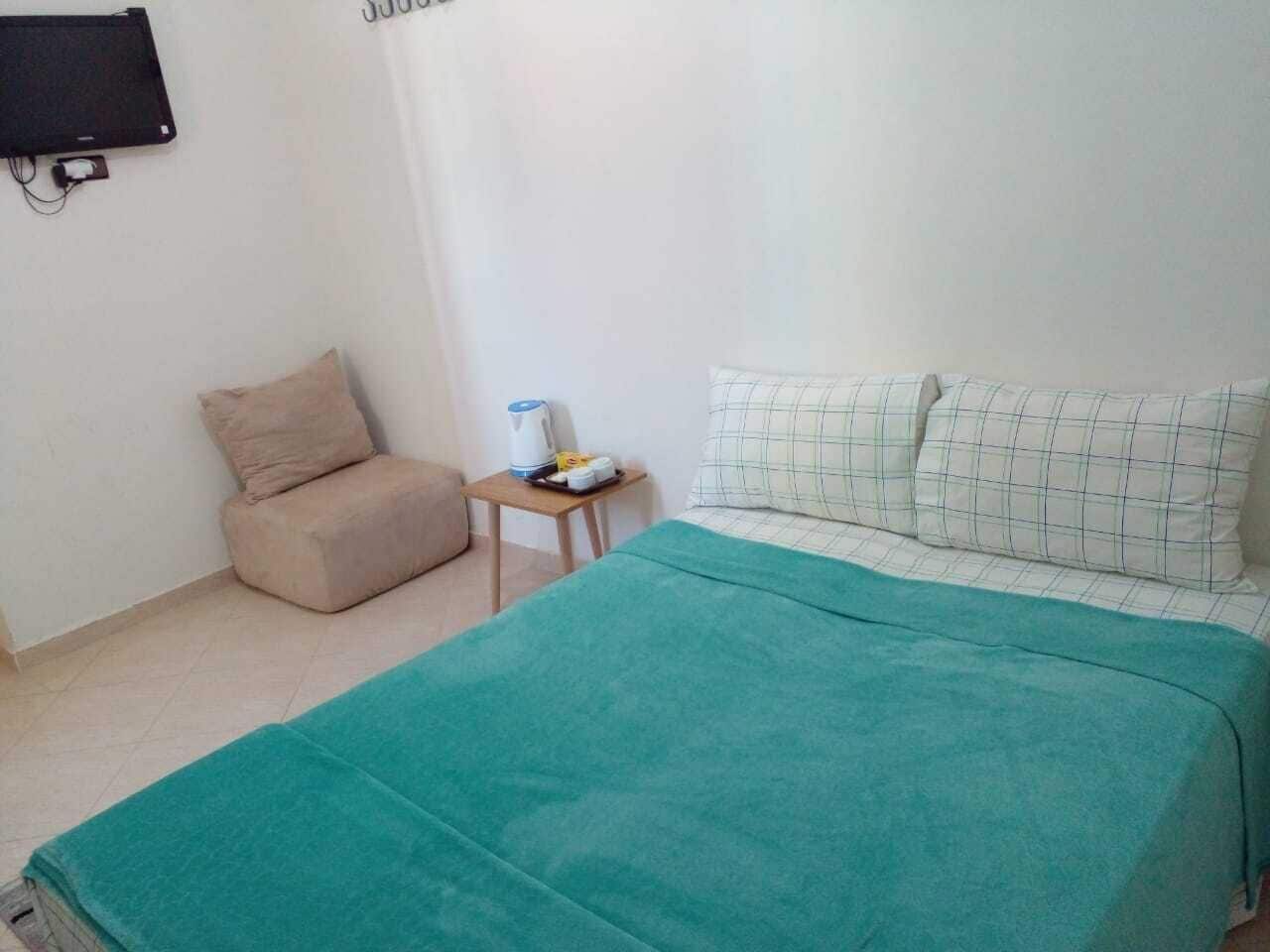 Premium bedding, free WiFi, bed sheets