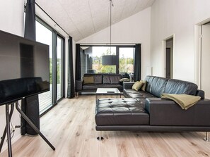 House | Living area - 8 Person Holiday Home in Ebeltoft (Ebeltoft)
