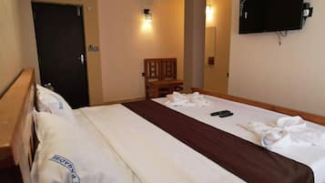Deluxe Double Room | Free WiFi