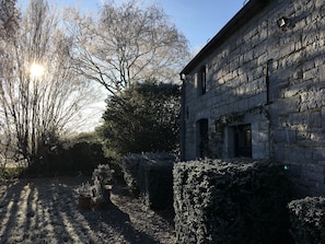Enceinte de lâhĂ©bergement