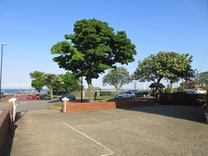 Free self-parking - Mayfield Apartments (Sunderland)