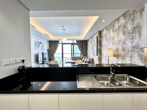 Leilighet – exclusive | Eget kjøkken | Kjøleskap, mikrobølgeovn, ovn og kokeplater