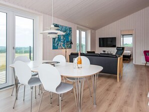 House | Dining - 8 Person Holiday Home in Glesborg (Glesborg)