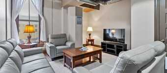 Perfect Blend of Convenience & Comfort in the heart of Syracuse NY
