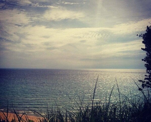 Una playa cerca