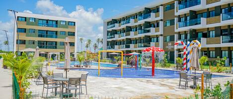 2 outdoor pools, sun loungers